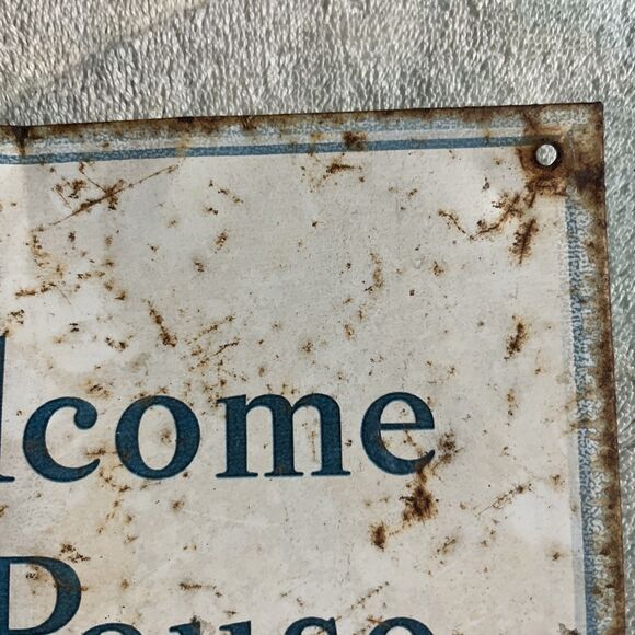 Vintage Welcome Pause Drink Coca-Cola Lady Tin Metal Sign 16" x 12 1/2" - Picture 6 of 9